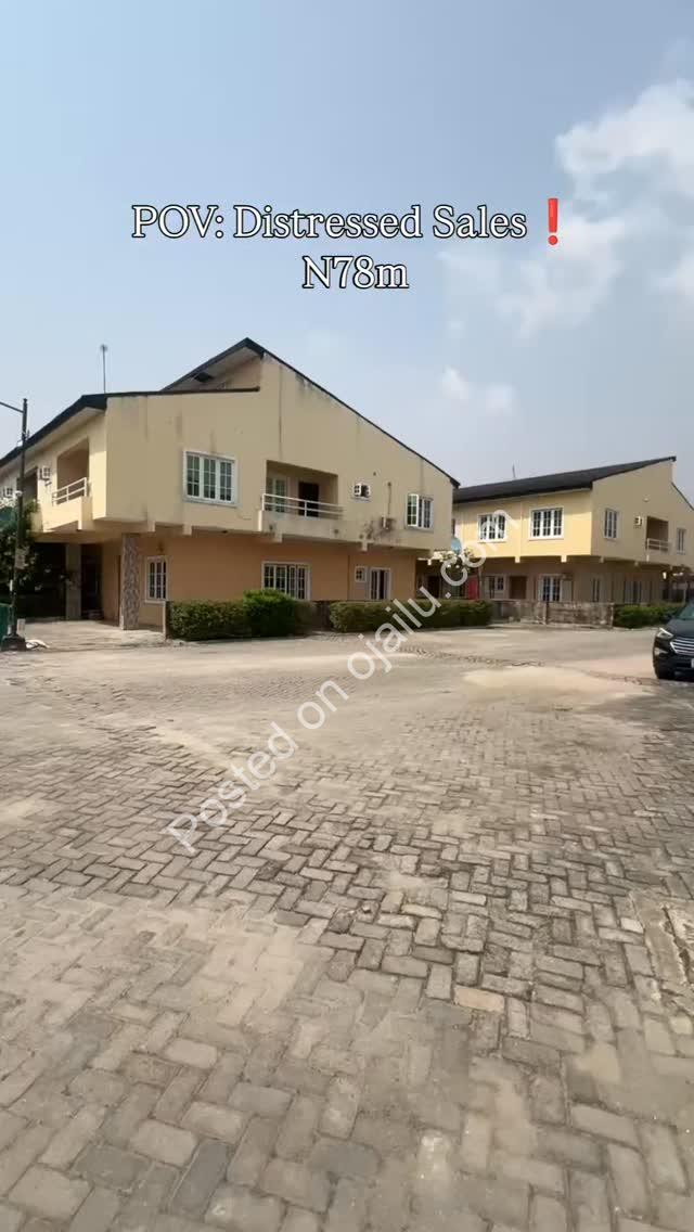 Distress Sale: Prime 3-Bed Lekki Duplex with C of O