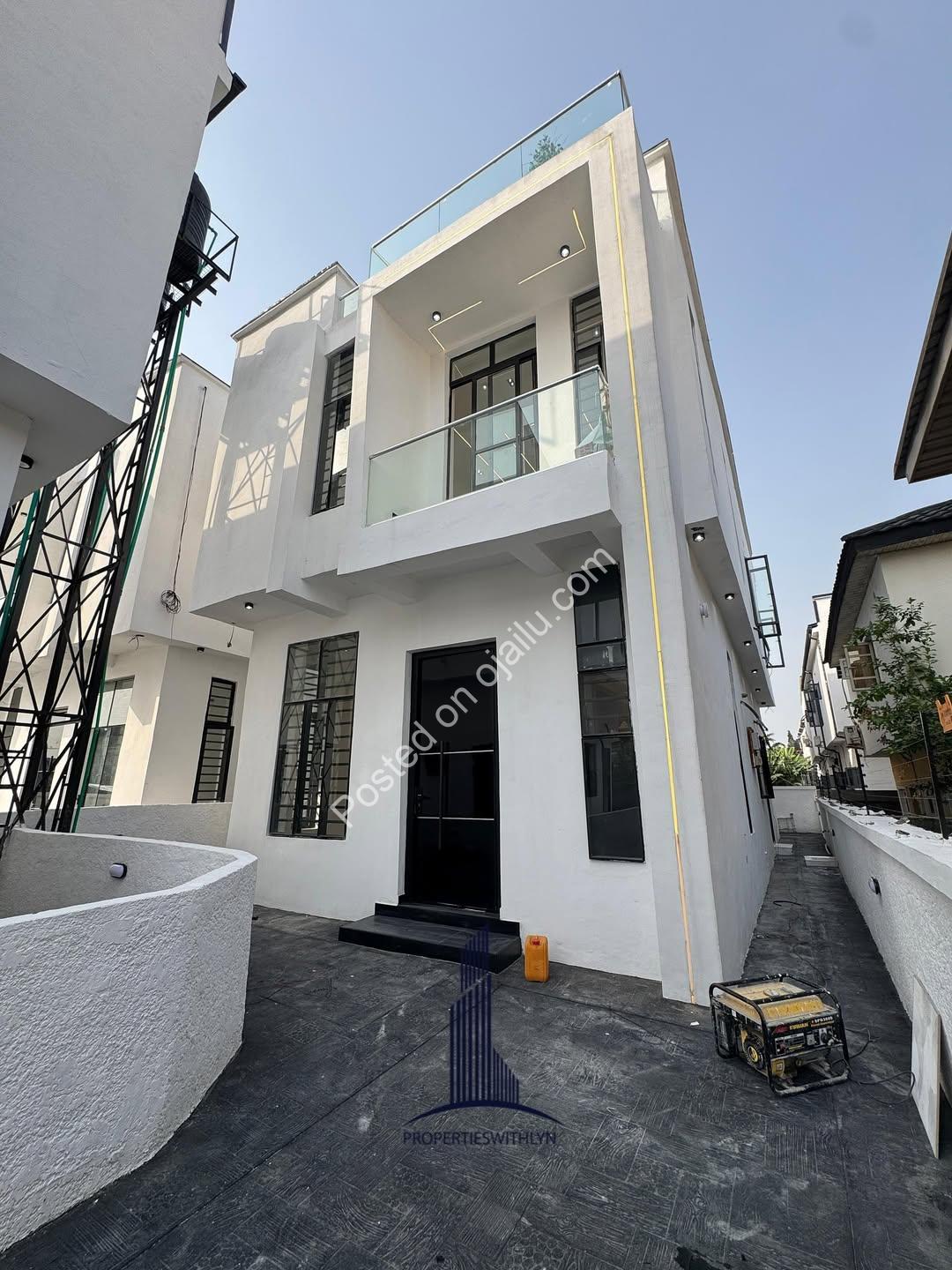 Spacious 4-Bedroom Duplex with 4-Car Driveway in Sangotedo