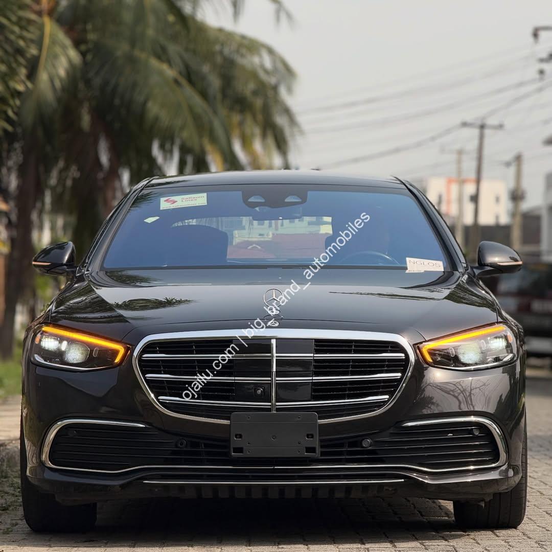 2022 S500: Arrive in First-Class Luxury