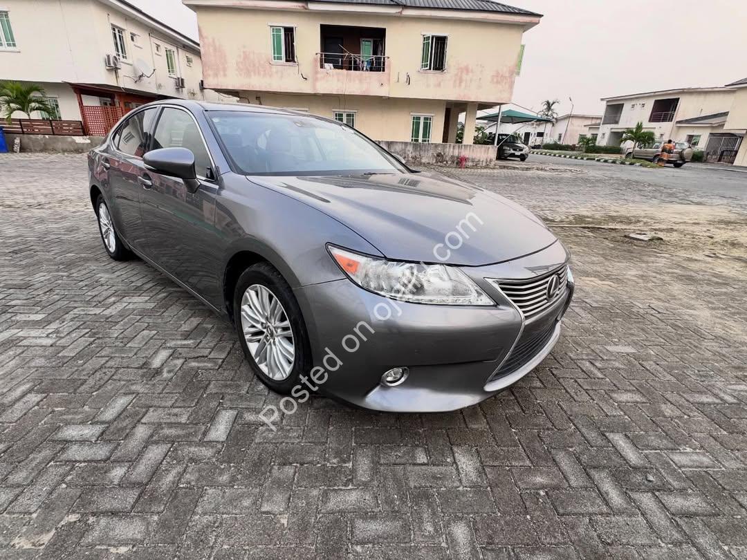 Luxury Loaded 2014 Lexus ES 350