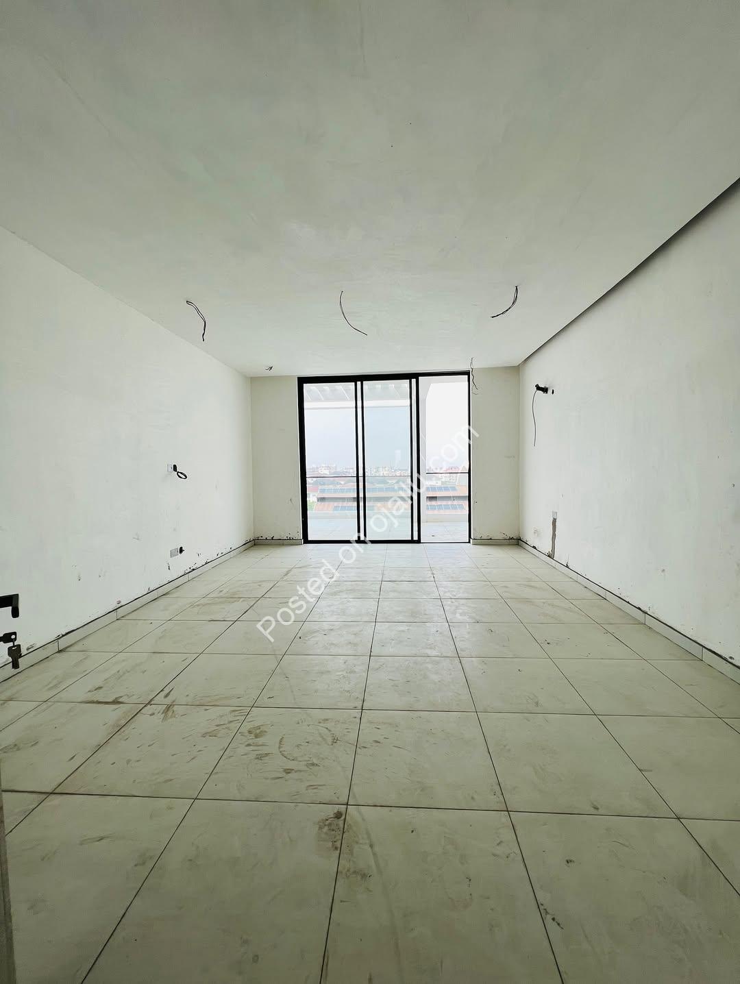 Sleek Ikate Haven: Rooftop Views & 24/7 Luxury