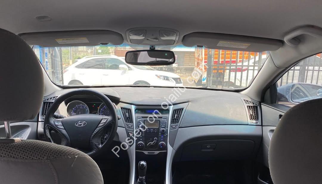 2012 Hyundai Sonata: Premium Features, Impeccable Condition