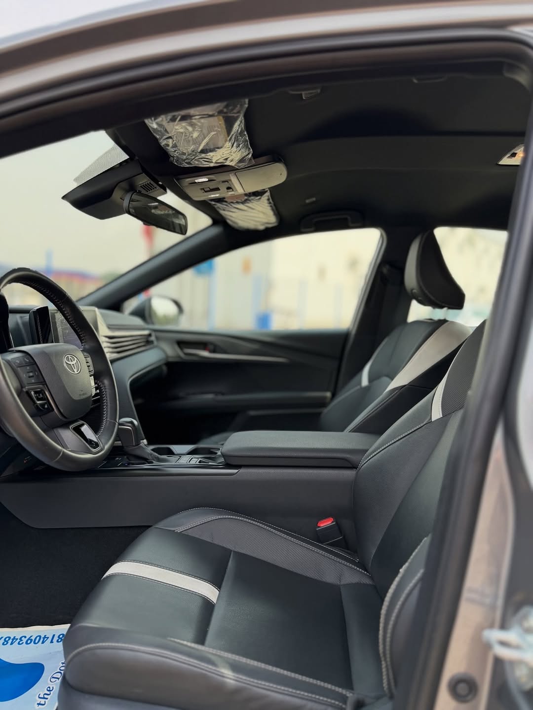 2025 Camry SE Hybrid: Luxury & Savings in Abuja