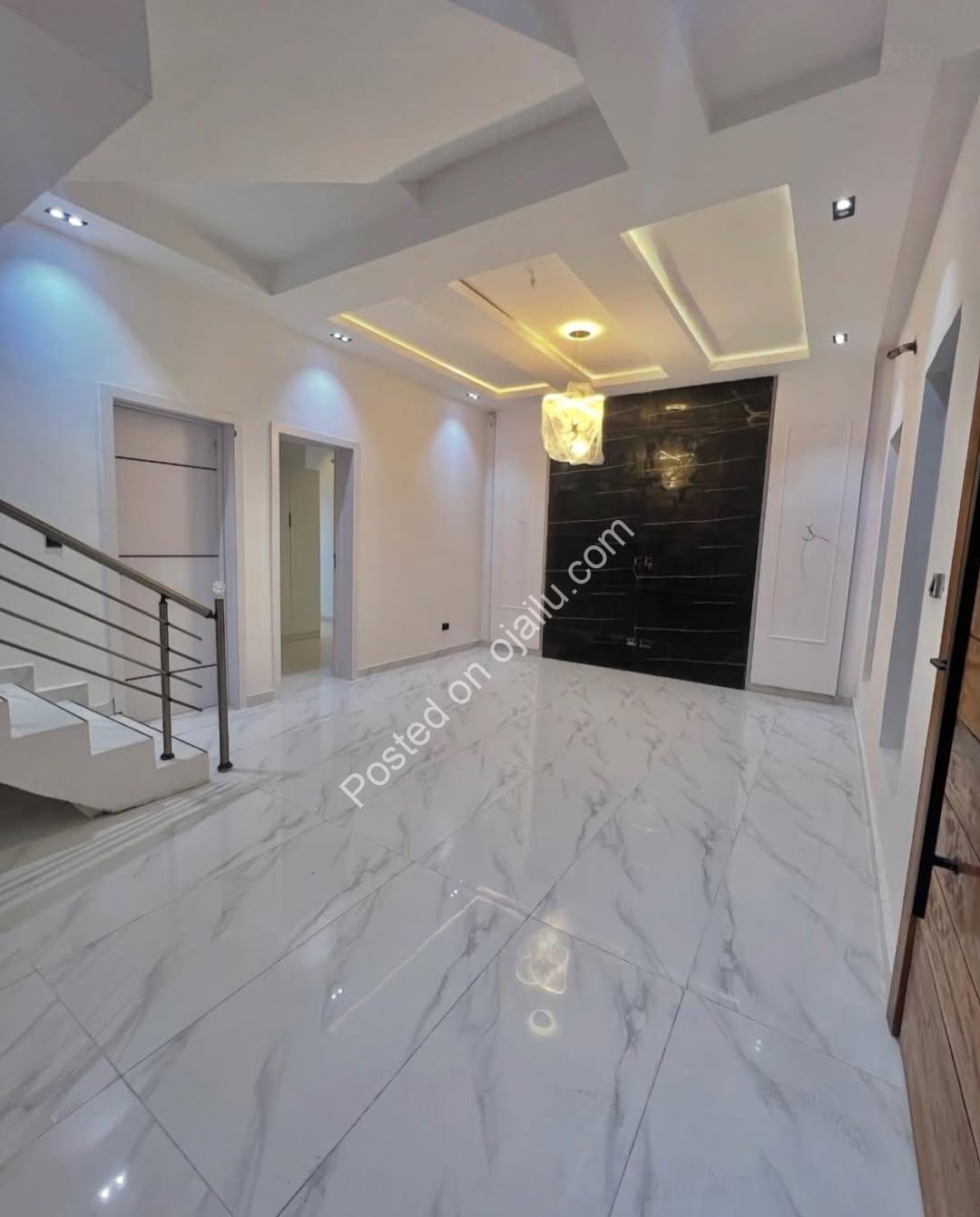 Spacious 4-Bed Duplex in Prime Ikota, Lekki