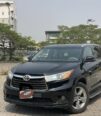 2019 Toyota Highlander XLE AWD: Sunroof & Tech-Loaded Luxury SUV