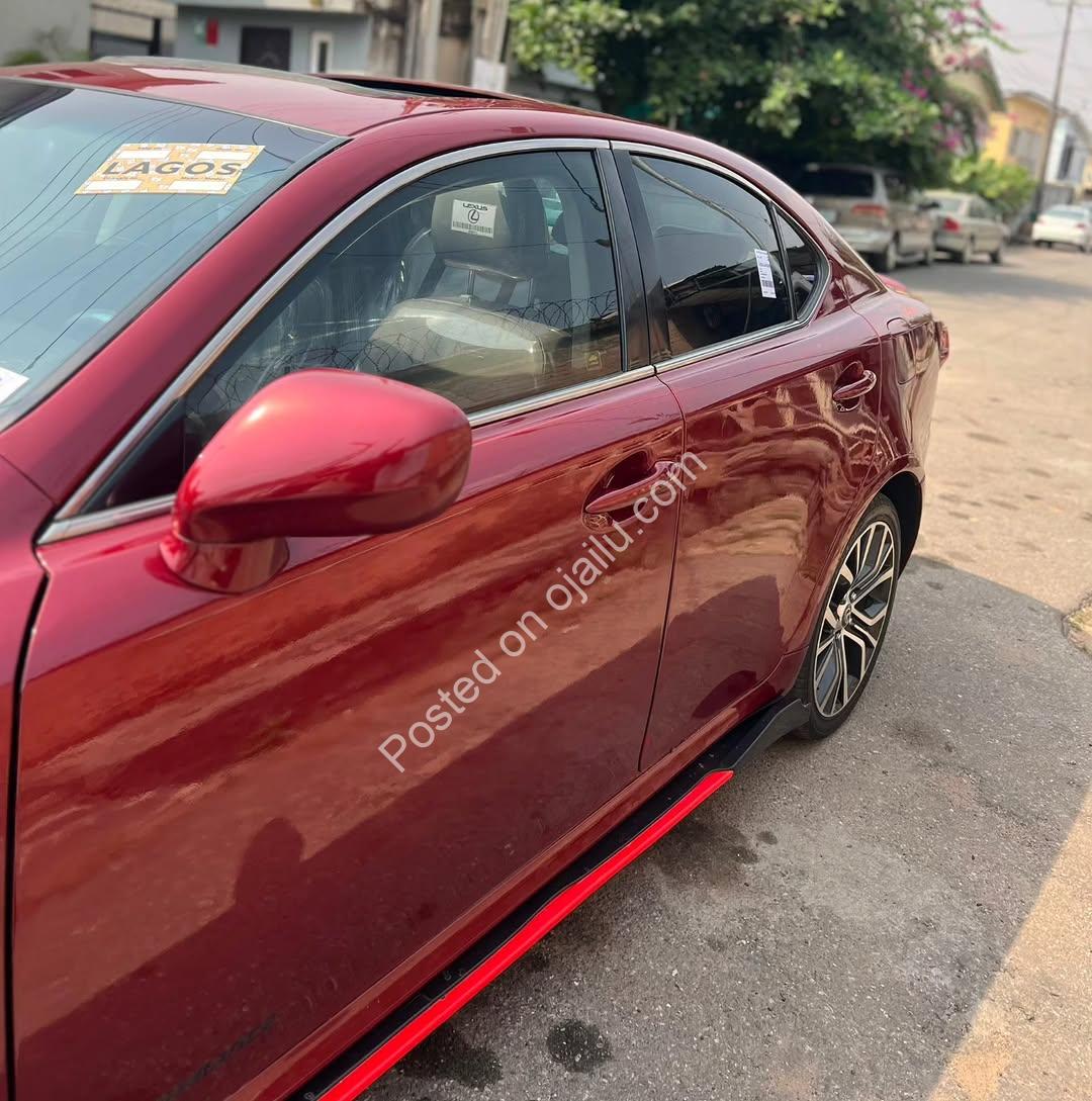 Immaculate 2009 Lexus IS250 – 9M