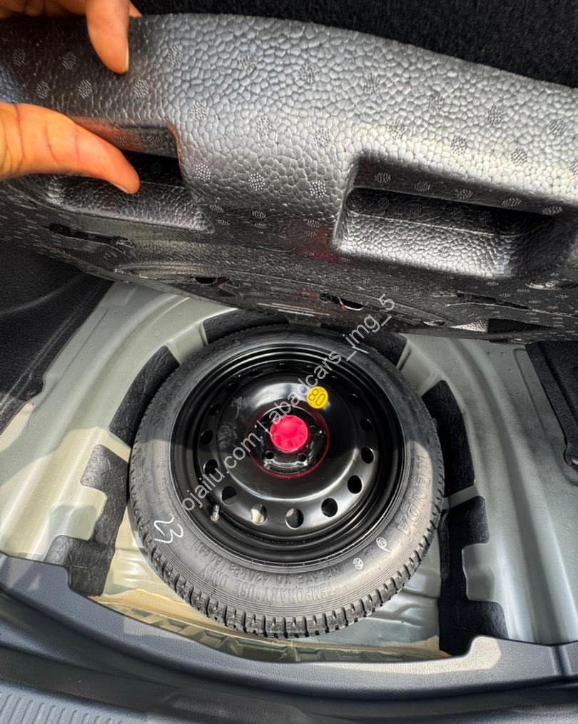 2025 Camry Hybrid: Luxury Tech Meets Eco-Smart Power