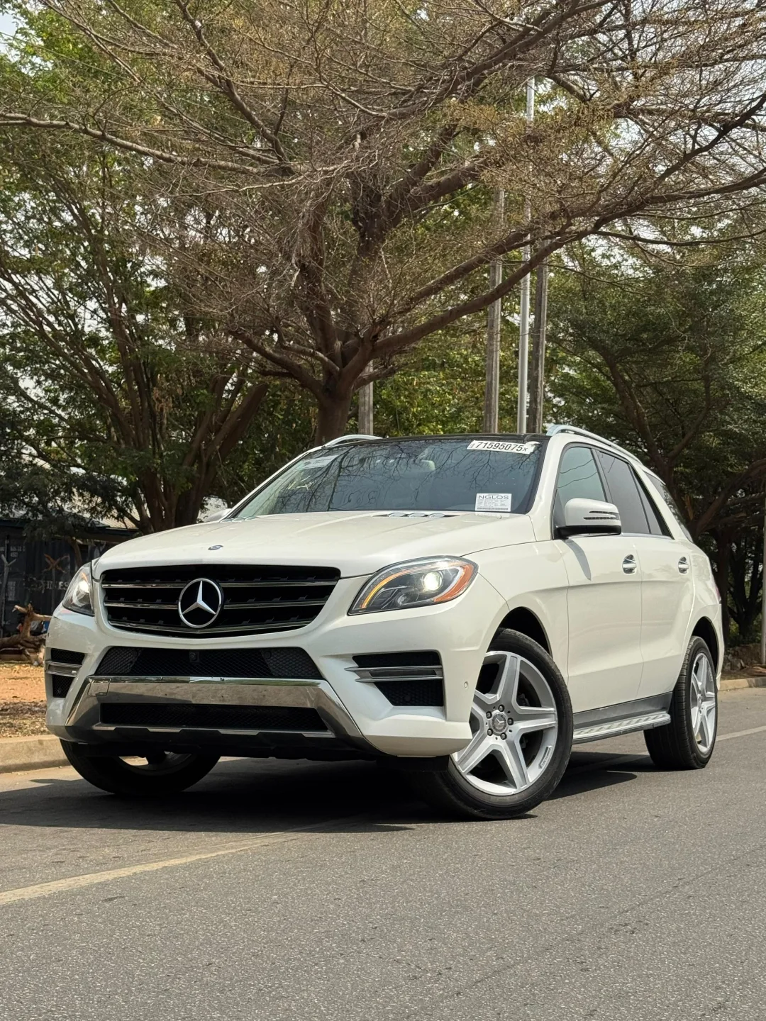 Luxury 2015 ML400: Keyless, Panoramic & 360 Cameras