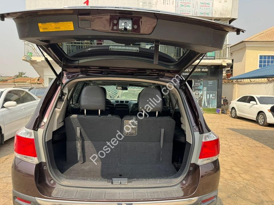 2012 Toyota Highlander: 2026 Custom Papers, Ready to Drive