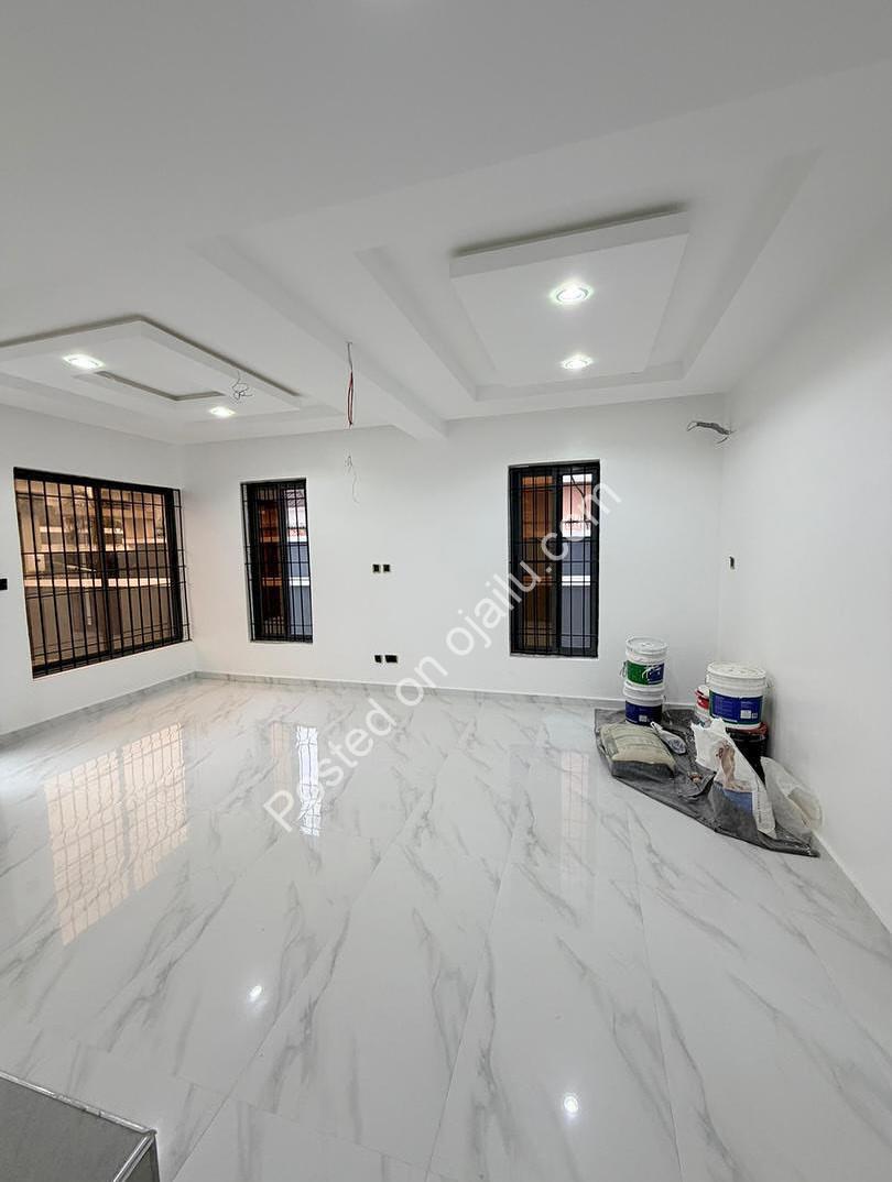 Lekki Phase 1’s Finest: A Brand New 4-Bedroom Masterpiece