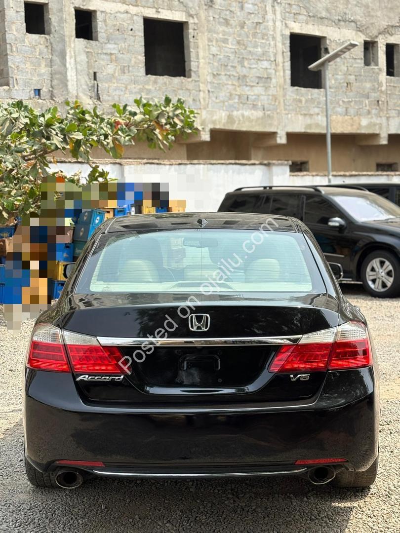 2013 Honda Accord V6: Luxury Tech & Leather, Only 11.2M