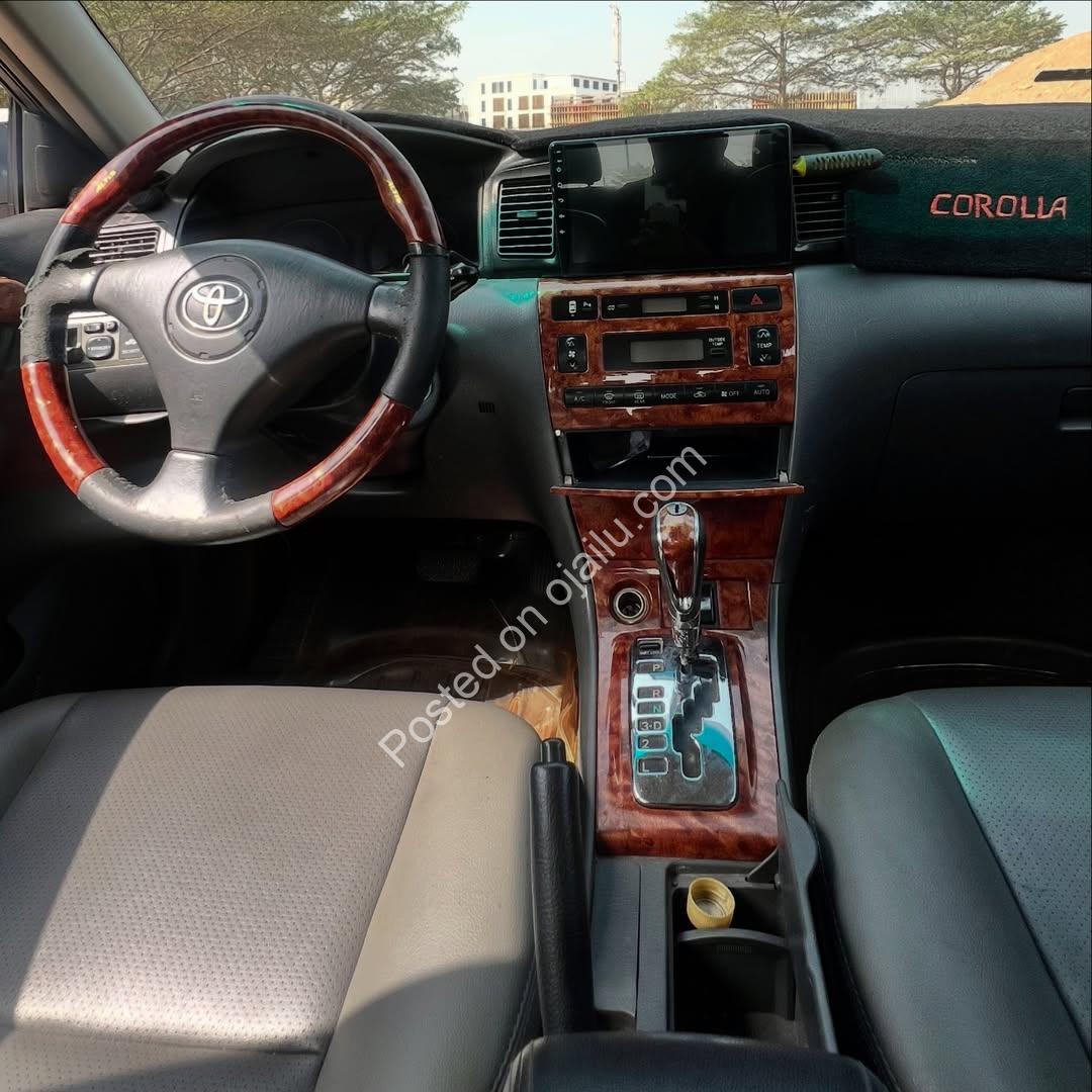 Unbeatable 2005 Corolla Altis: Clean & Ready