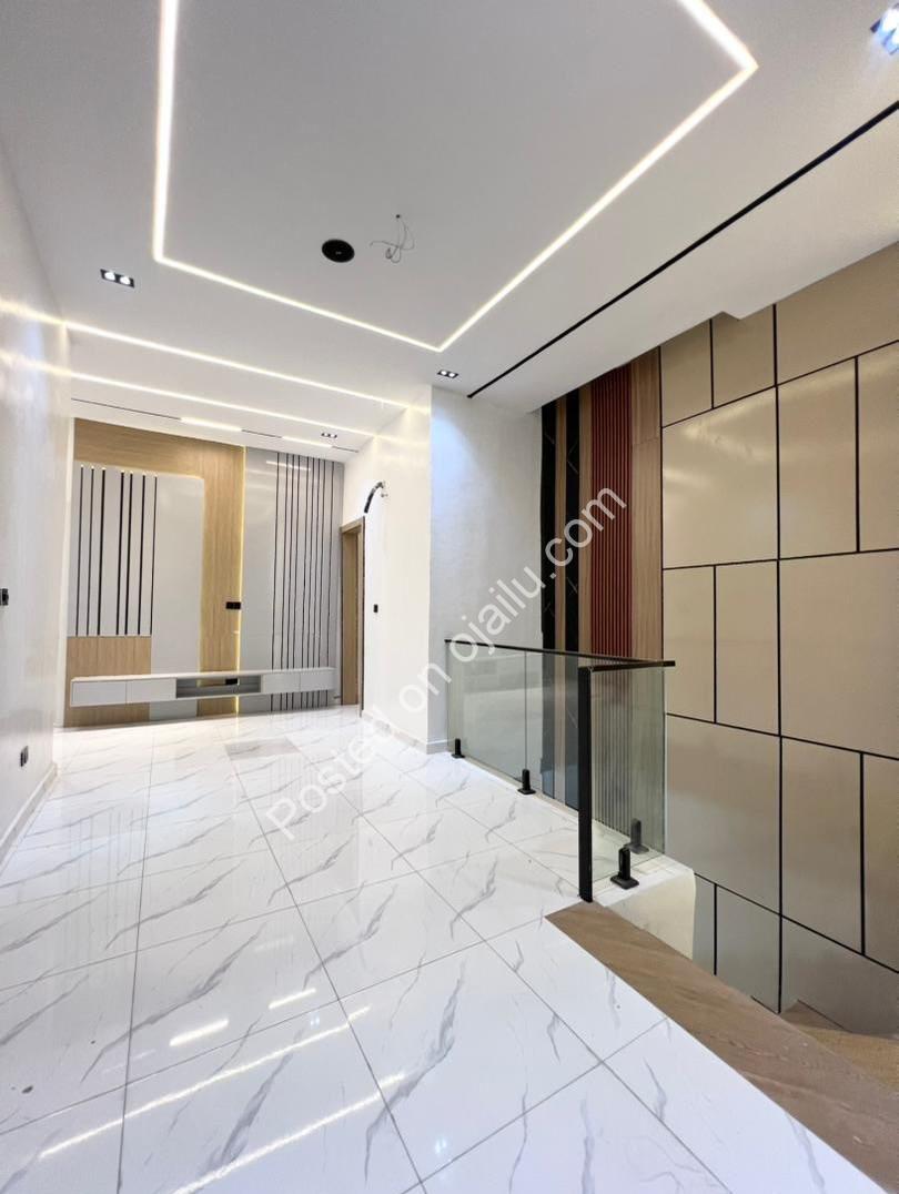 5-Bed Ajah Palace: Pool, BQ & Governor’s Consent