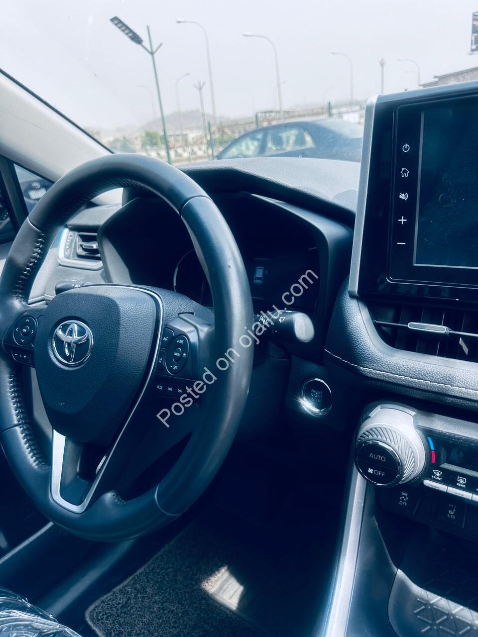 2020 Toyota RAV4: Belgian Import, Green & Gorgeous