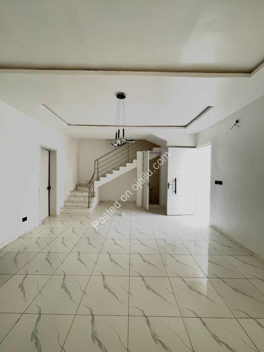 Dream Home in Lekki: 4-Bed Ensuite Haven