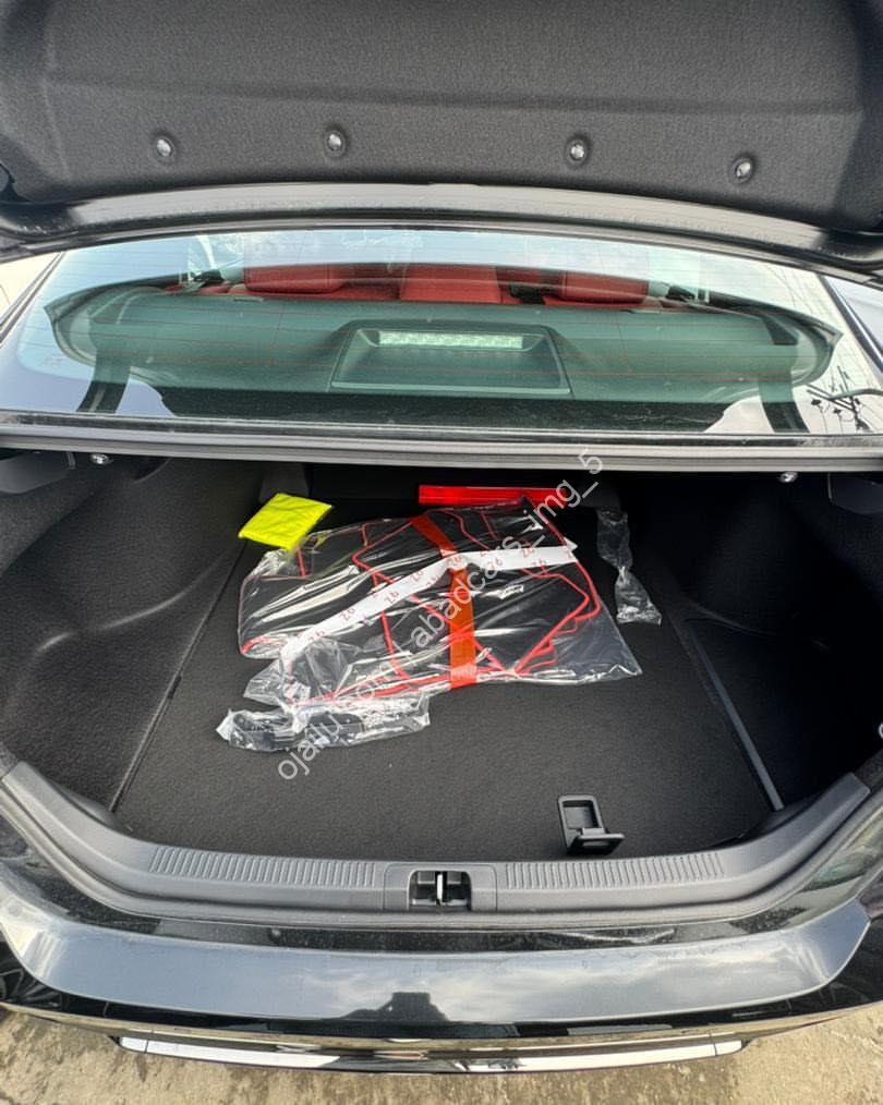 2025 Camry Hybrid: Luxury Tech Meets Eco-Smart Power