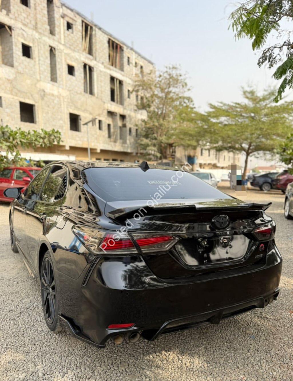 2018 Camry XSE: TRD Kits, Panoramic Roof, Keyless