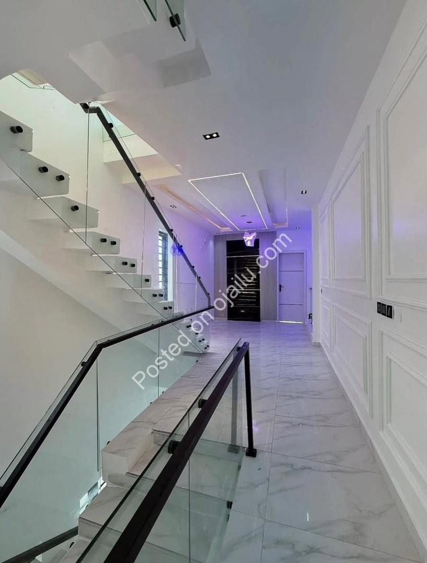 Last 5-Bed Duplex: Pool, Gym & Lekki Luxury