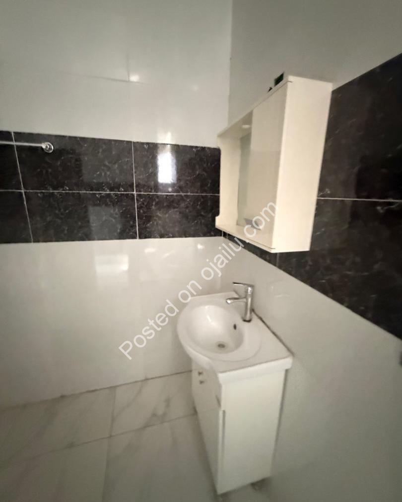 Exclusive Lekki Sanctuary: 4-Bedroom Haven with Premium Amenities