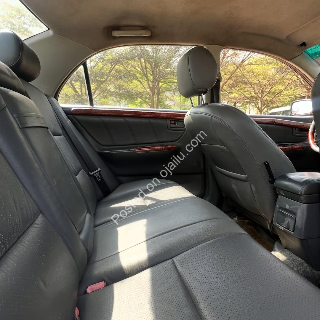 Unbeatable 2005 Corolla Altis: Clean & Ready