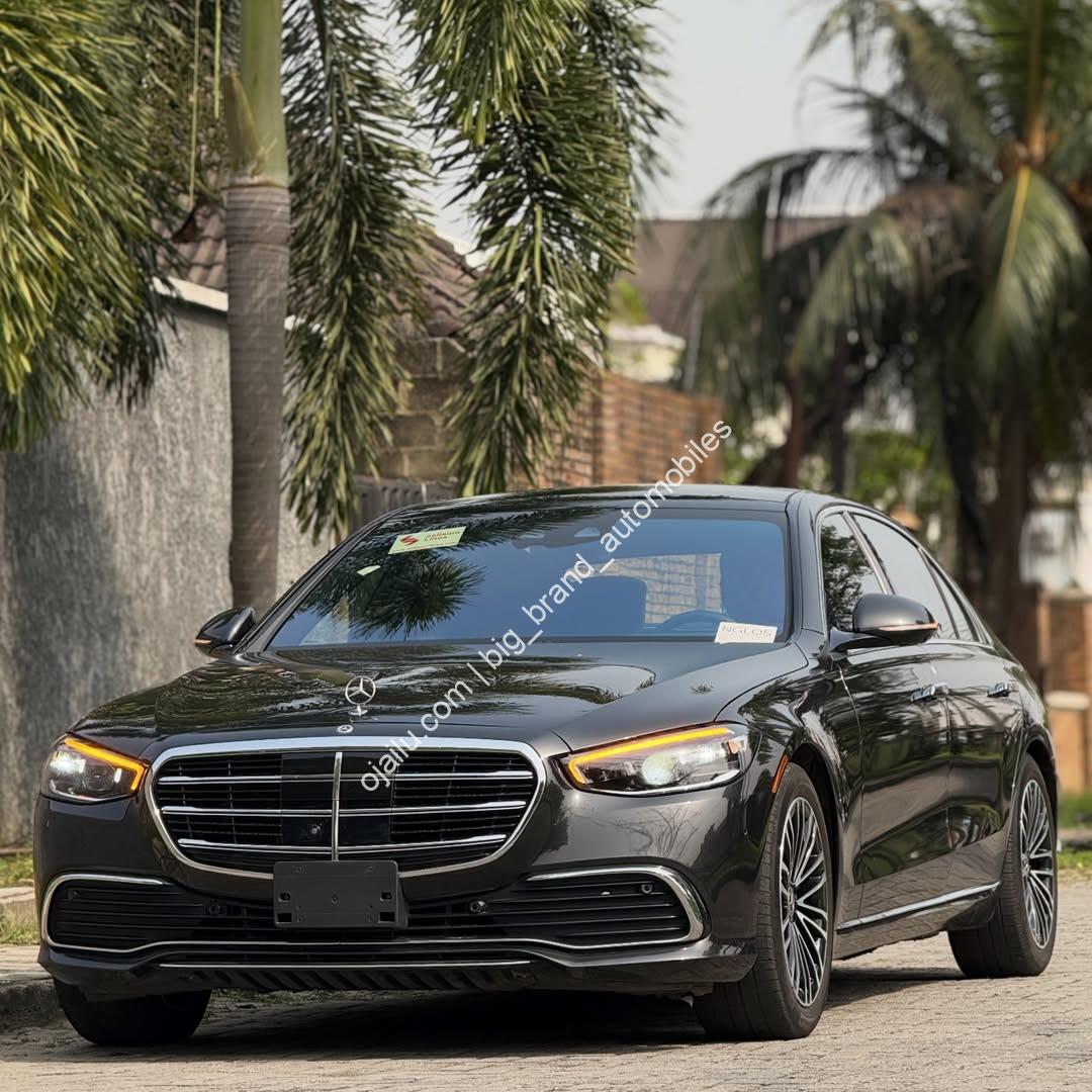 2022 S500: Arrive in First-Class Luxury