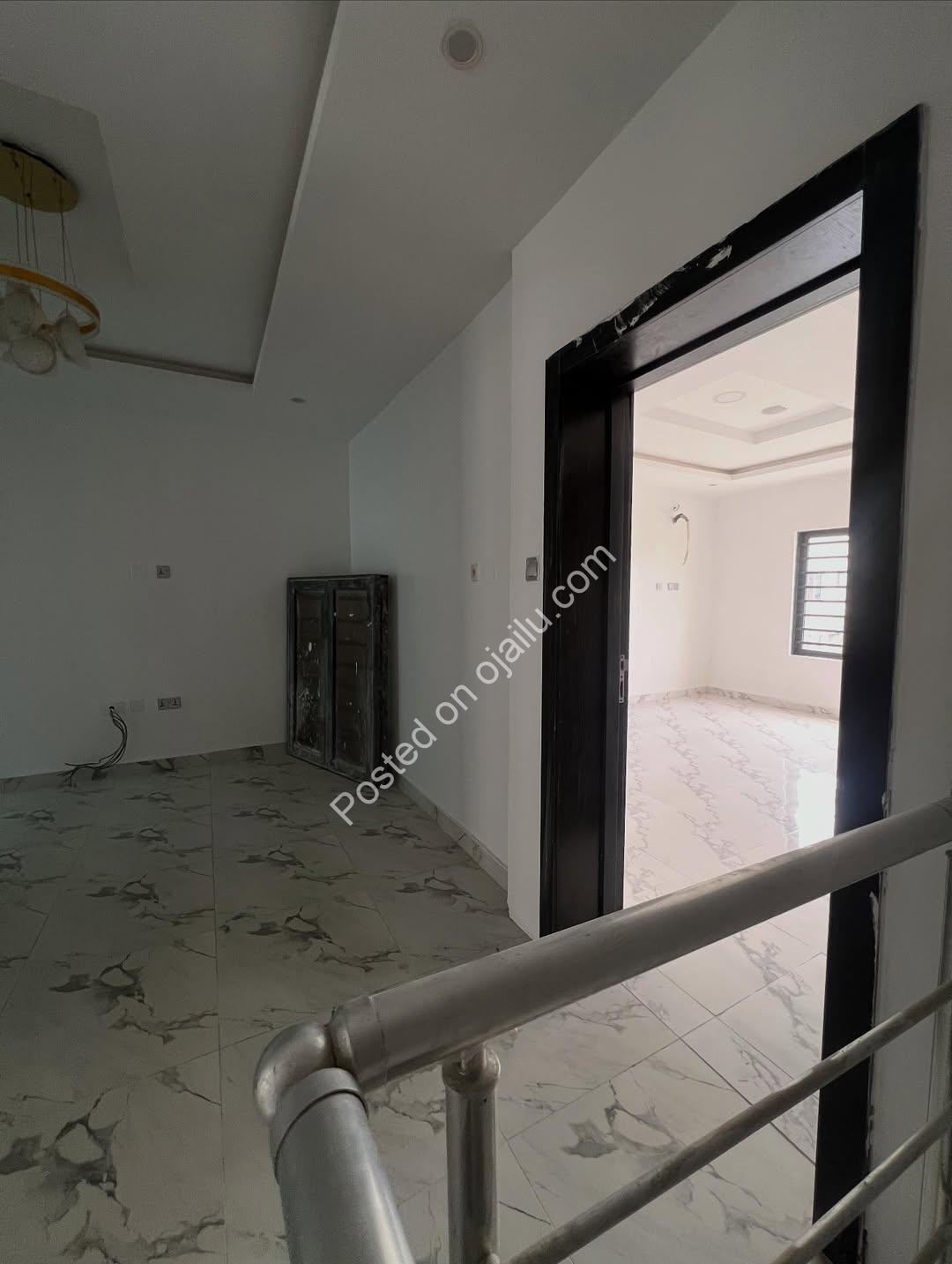 Stunning 4-Bed Terrace Duplex with BQ in Ajah