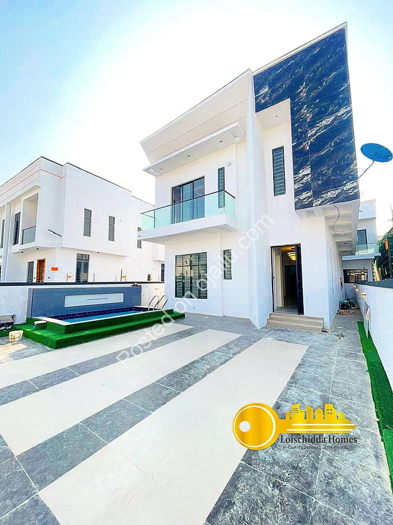 Sleek 5-Bed Duplex with Resort-Style Pool in Lekki