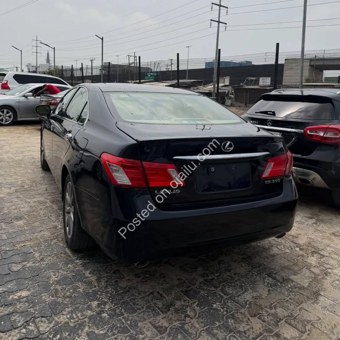 Luxury Redefined: 2008 Lexus ES350