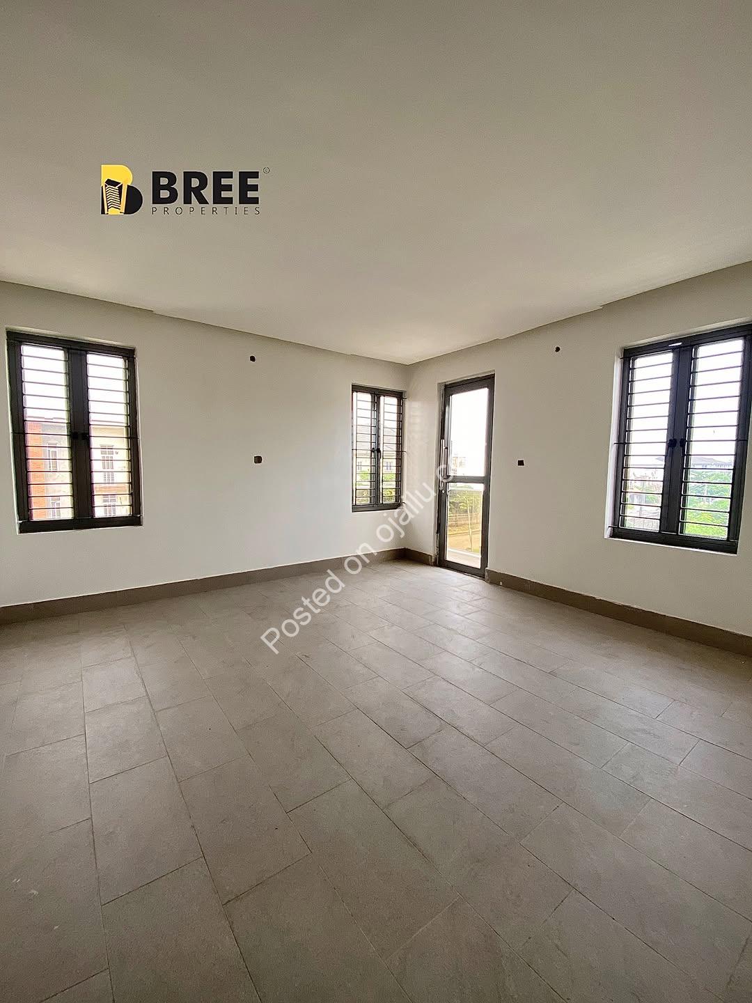 Lekki Phase 1’s Finest: 4 New Semidetached Homes