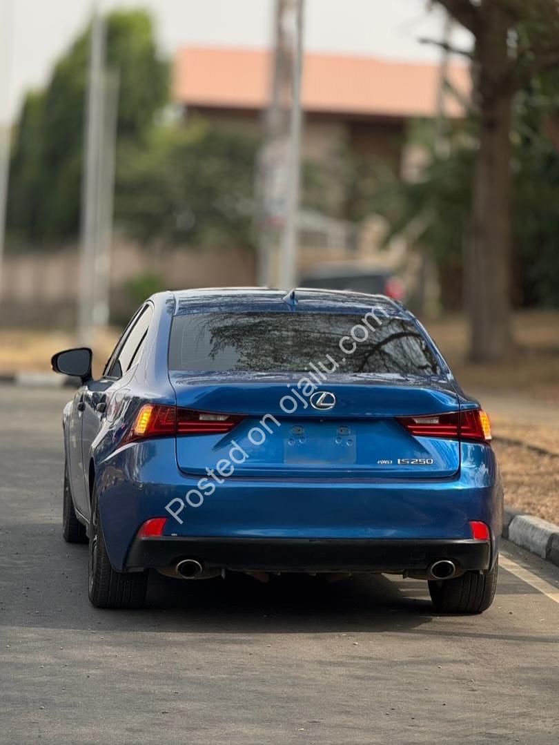 Flawless 2014 Lexus IS250: Luxury & Power