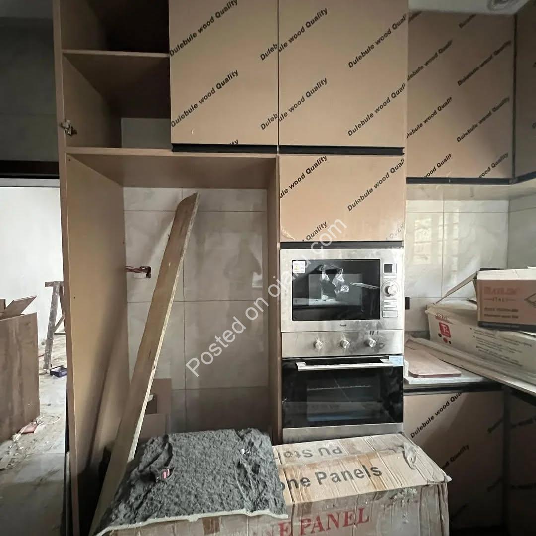 Exclusive 3-Bed Duplex with BQ in Serene Shell Estate