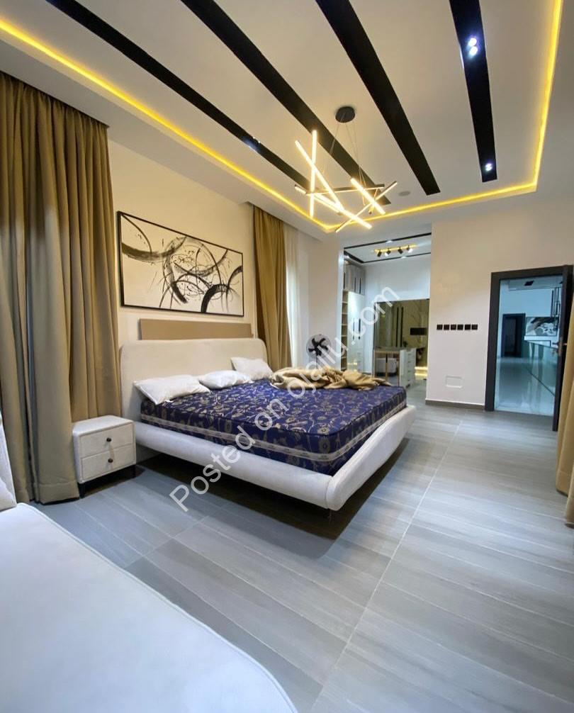Spacious 5-Bedroom Haven in Prime Lekki