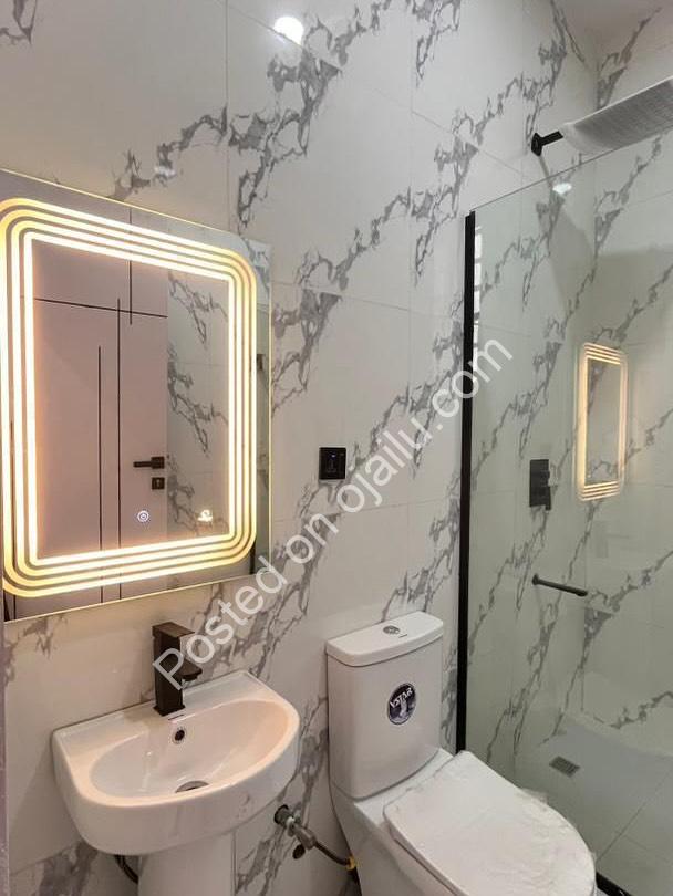 Chevron’s Crown Jewel: 5-Bed Duplex with Pool & BQ