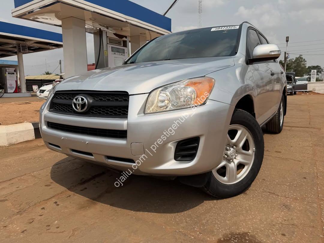 2009 Toyota RAV4: Accident-Free & Ready to Roll