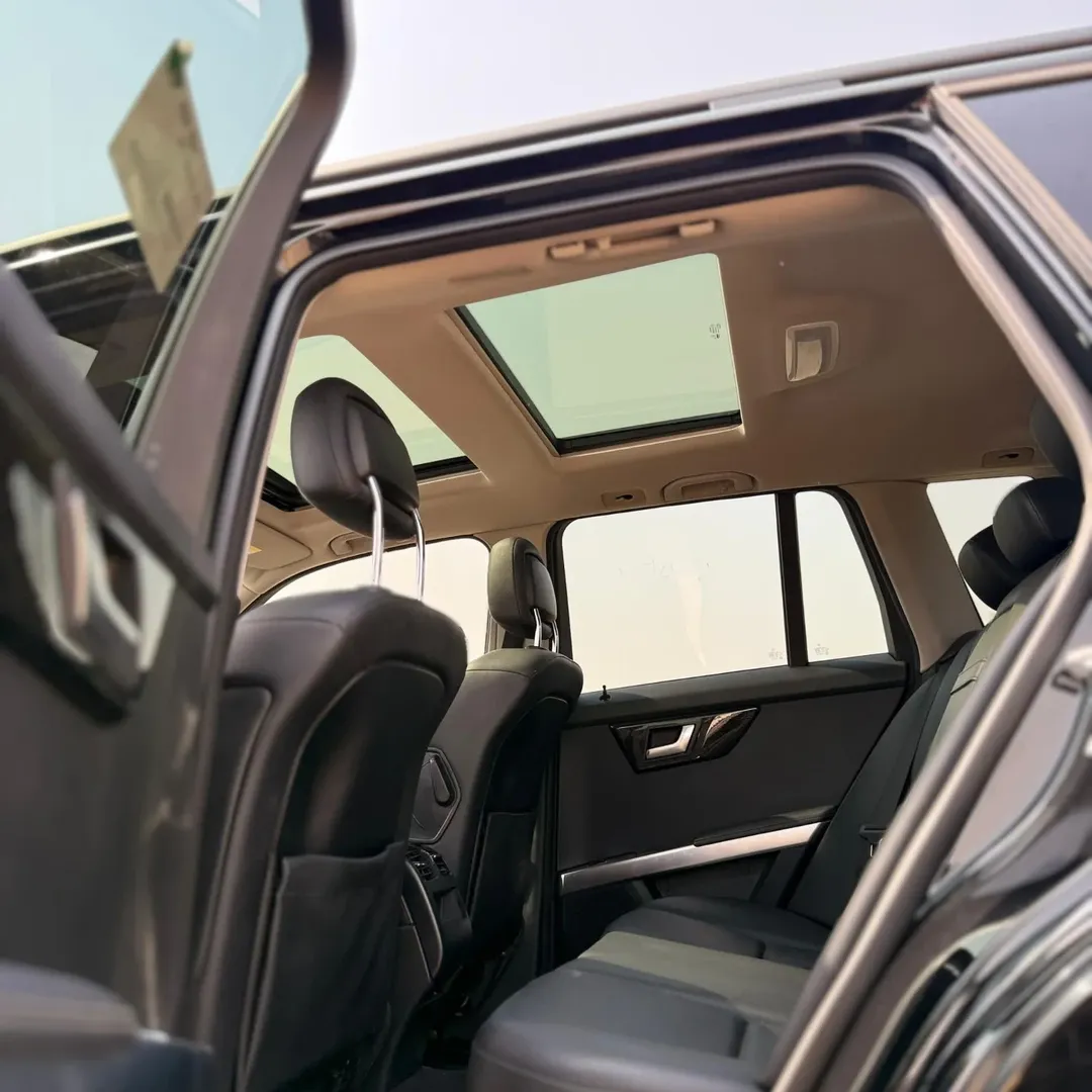 Sophisticated 4/5-Bedroom Duplex with Pool in Lekki