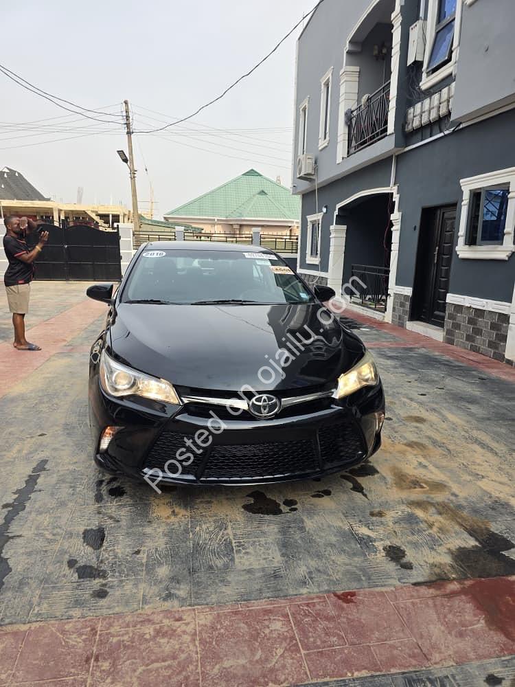 2016 Toyota Camry: Sport Edition, Fully Loaded, 14.5M