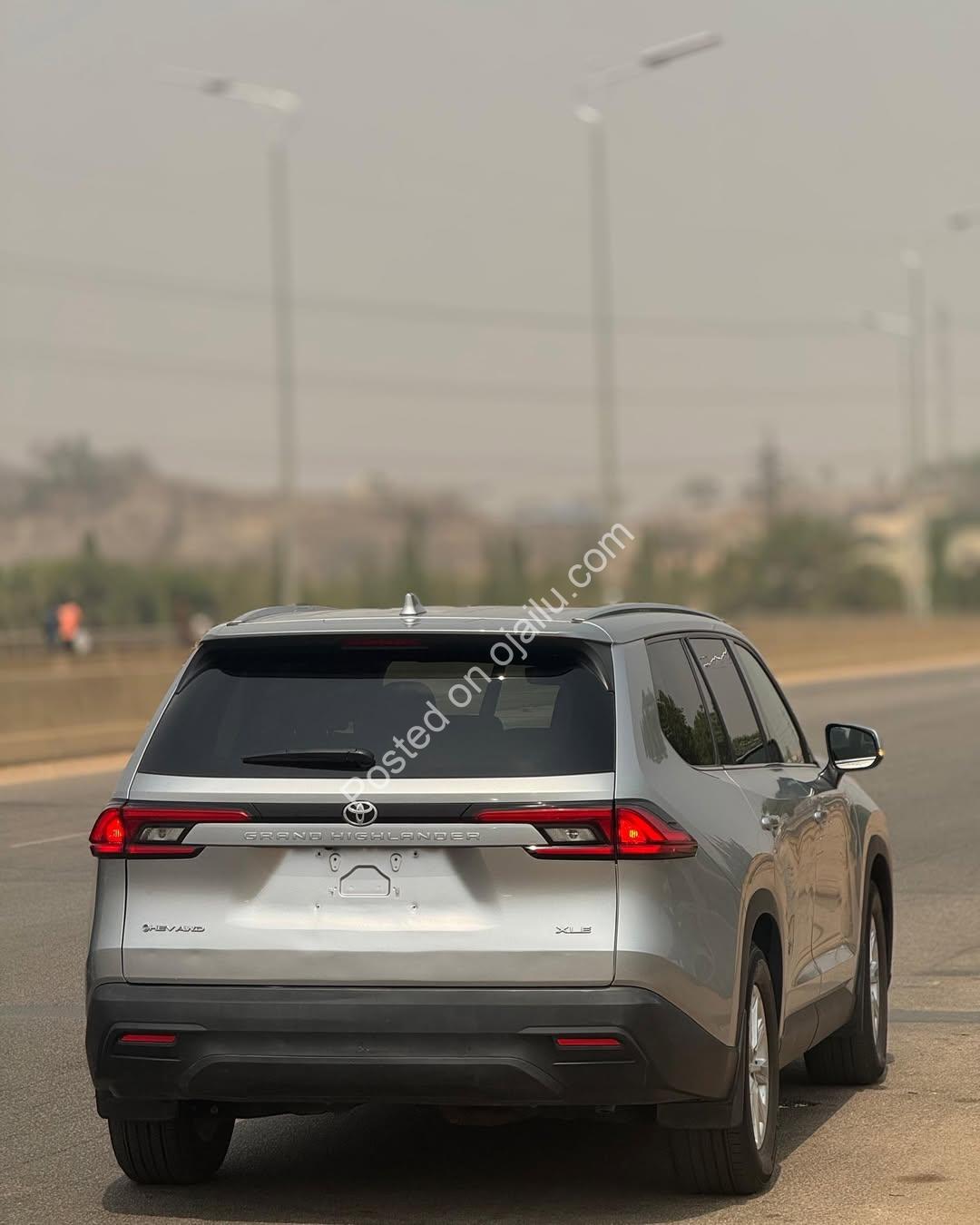 2024 Toyota Grand Highlander HEV: Luxury & Power