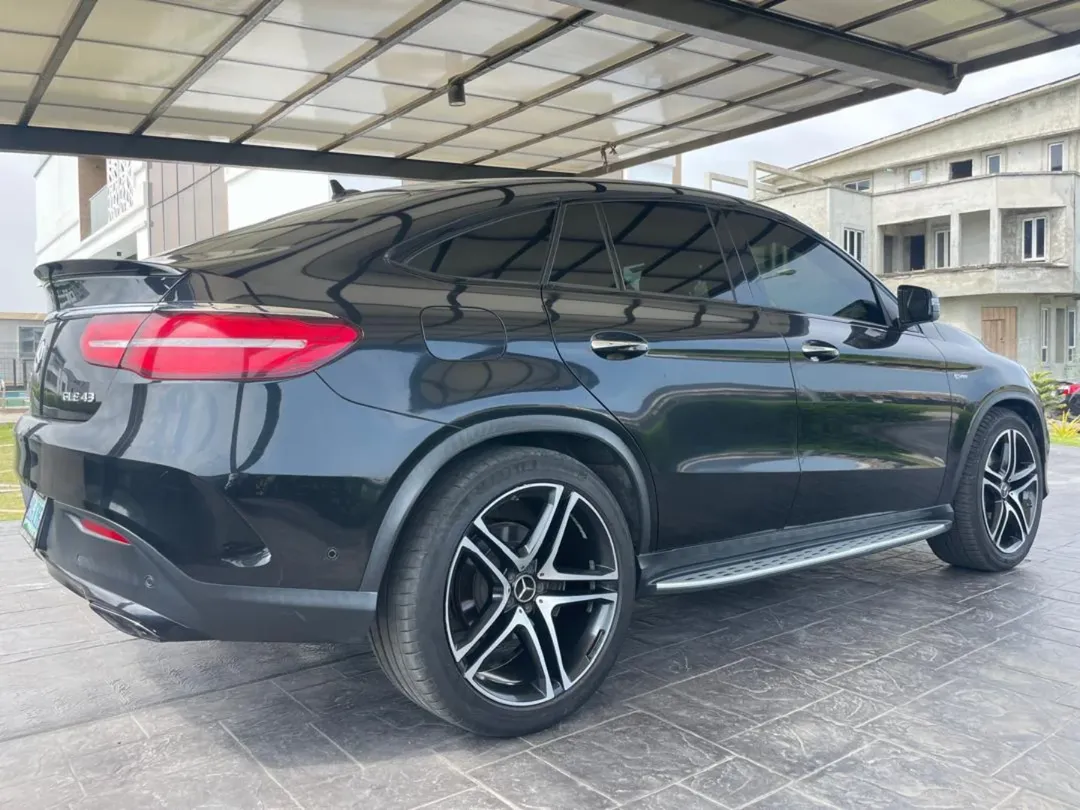 Thunderous AMG V6 Coupe: 0-100km/h in 4.9s