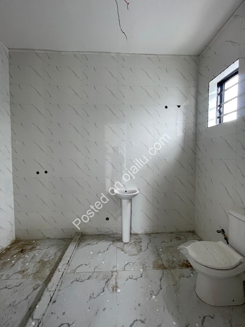 4-Bed Terrace Duplex in Orchid | En-Suite Luxury & Spacious Compound