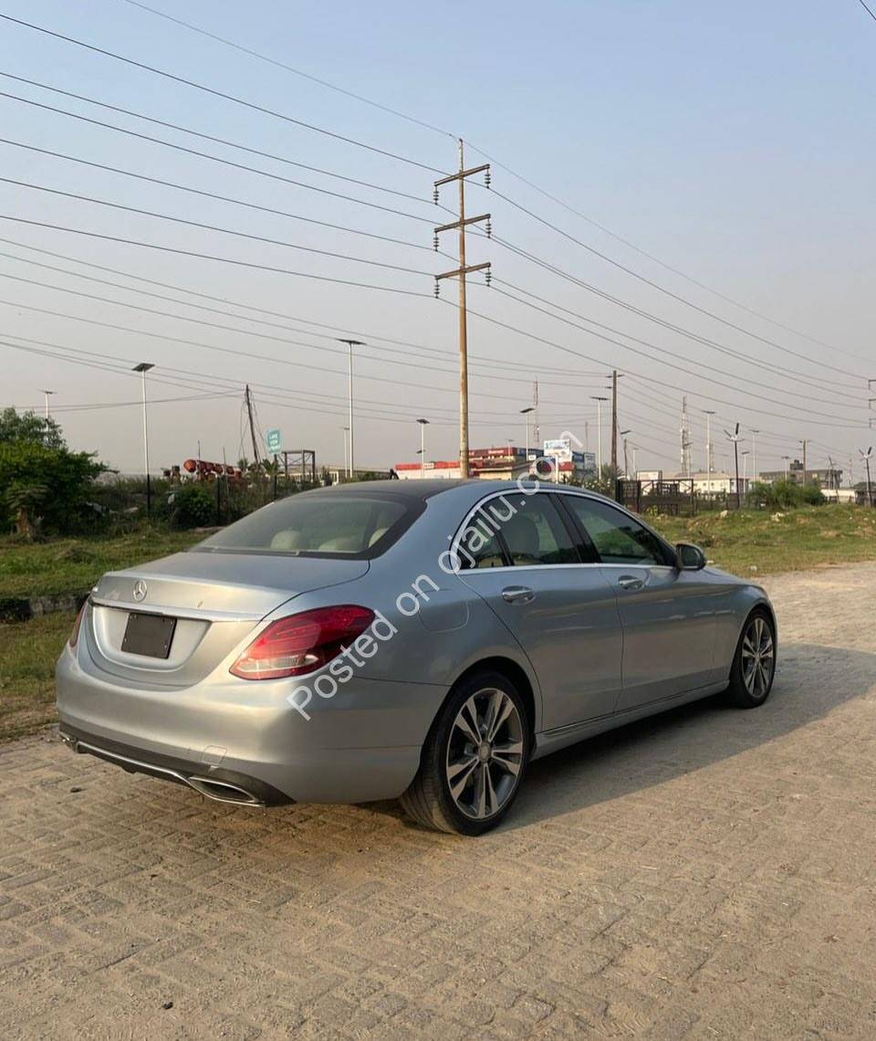 2017 Mercedes C300 4Matic: Luxury & Tech for 19M