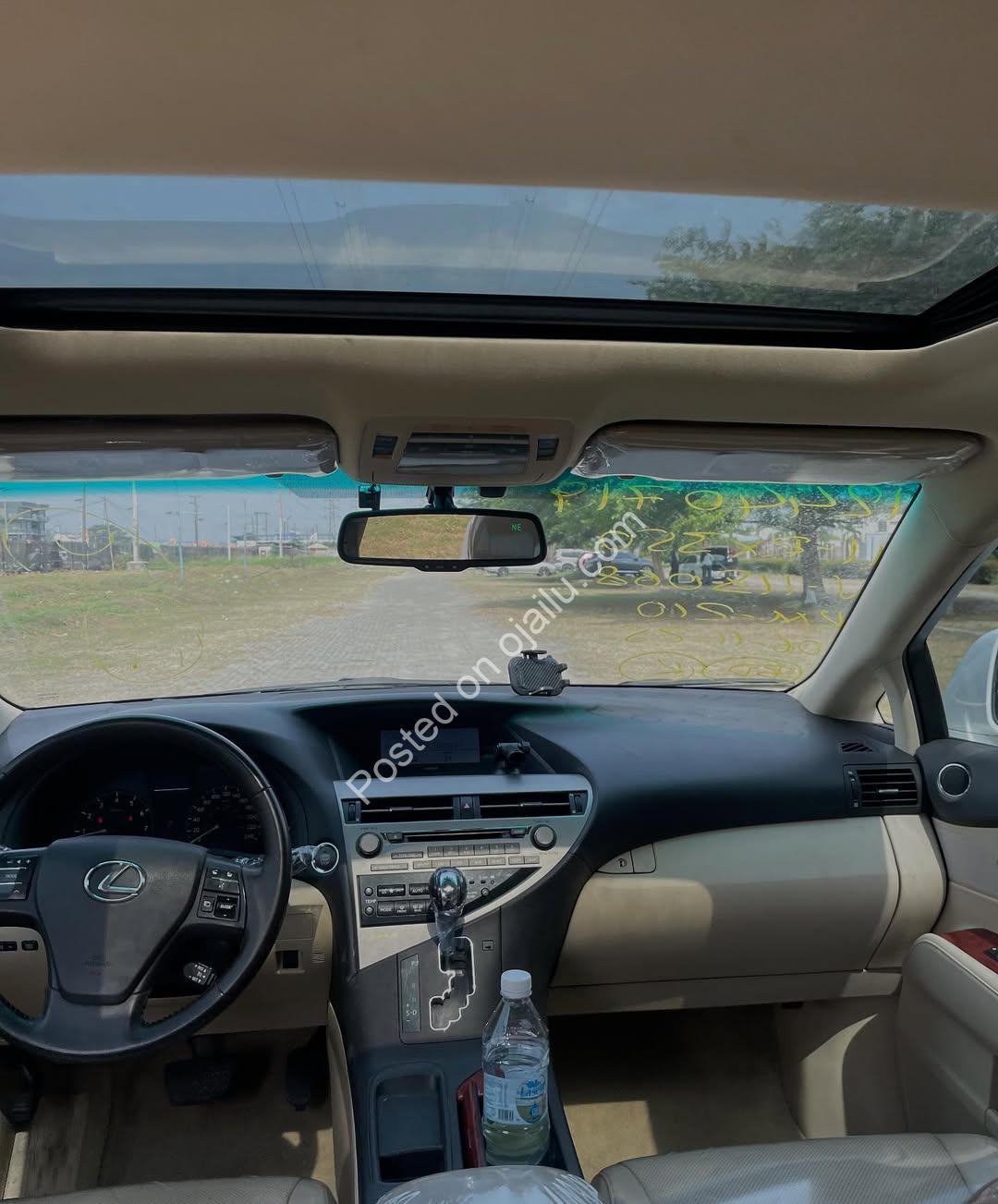 Luxury Lexus RX350: Sunroof & Tech for 20M