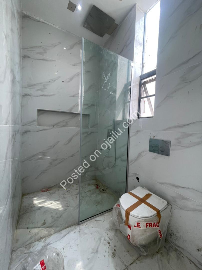 Lekki Phase 1: Your Dream Serviced Apartment Awaits