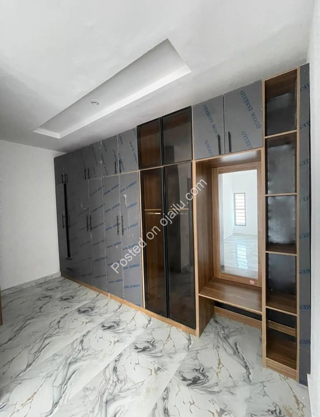 Lekki’s Newest Gem: 4-Bed Duplex with BQ & Stunning Views