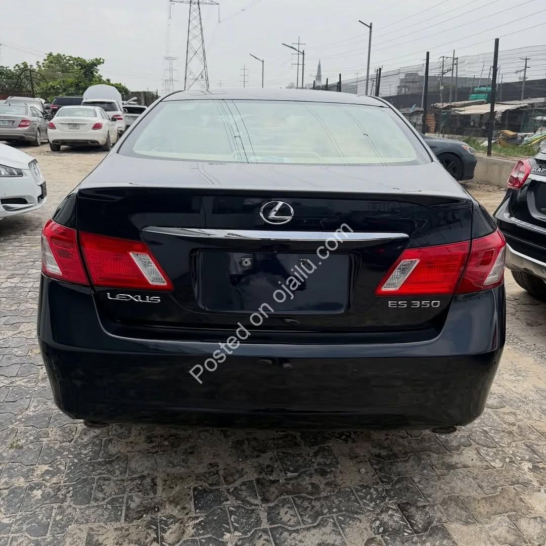 Luxury Redefined: 2008 Lexus ES350