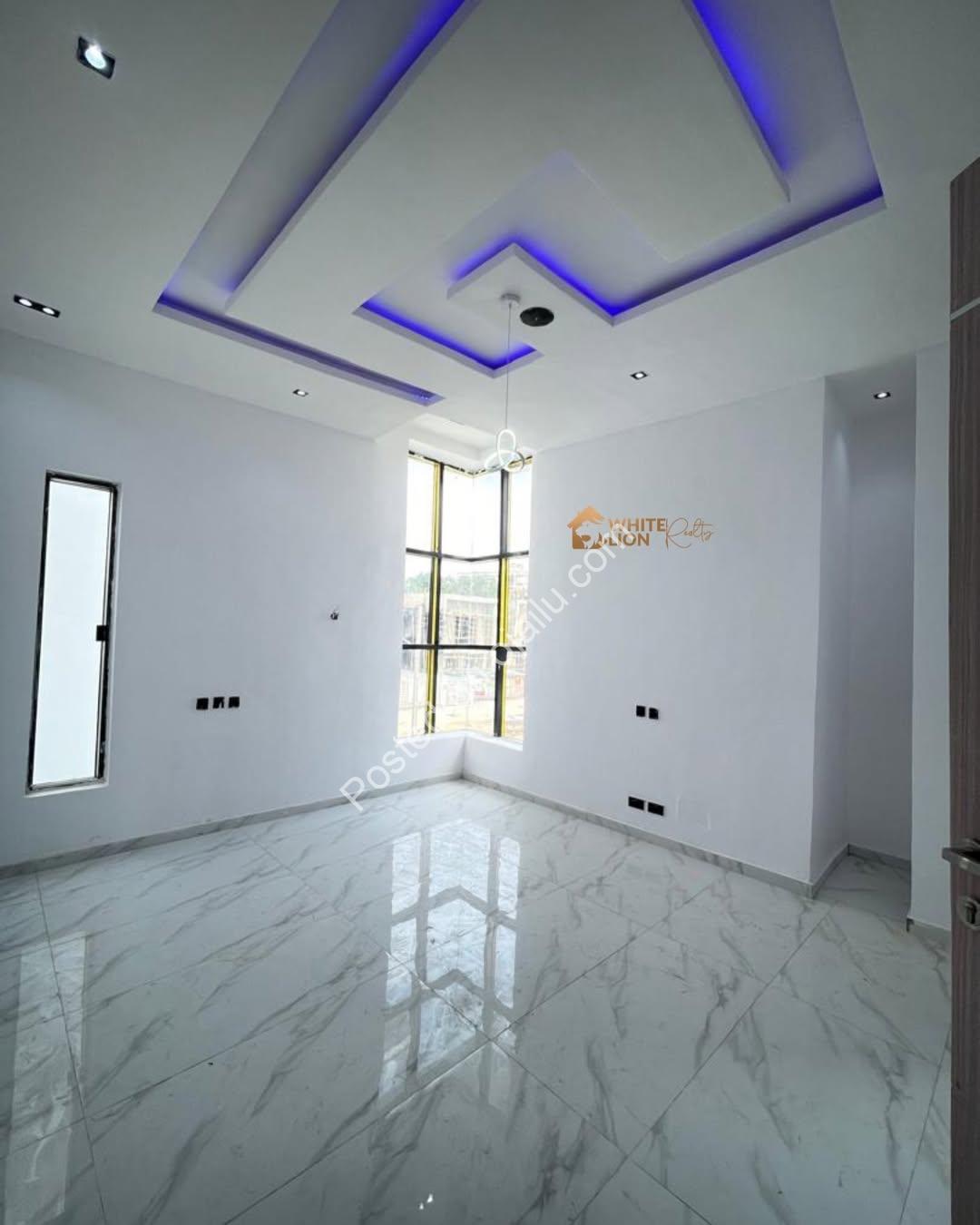 Sleek 4-Bed Duplex with Resort-Style Pool in Chevron