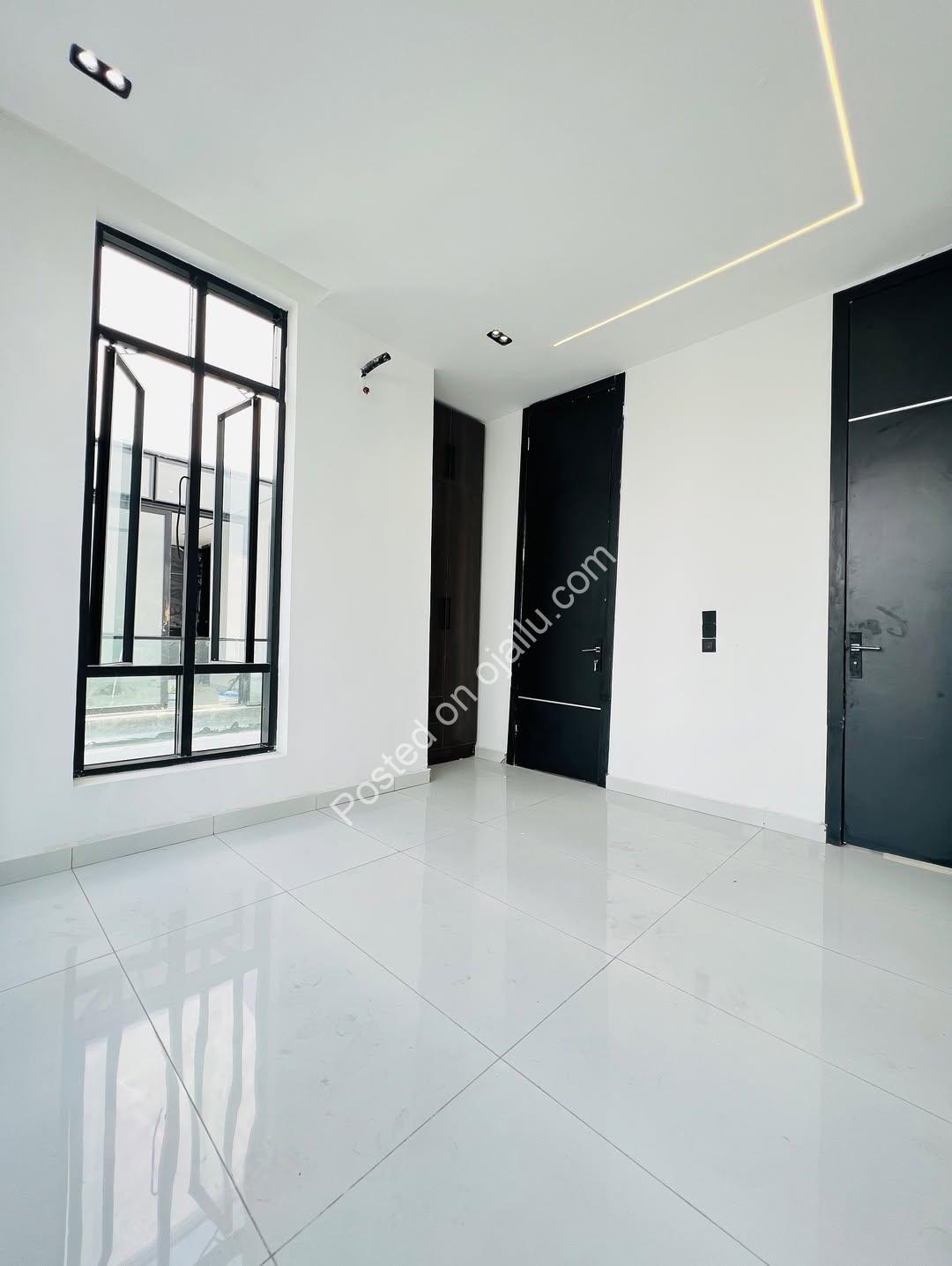 Lekki’s Ultimate 5-Bedroom Smart Family Sanctuary