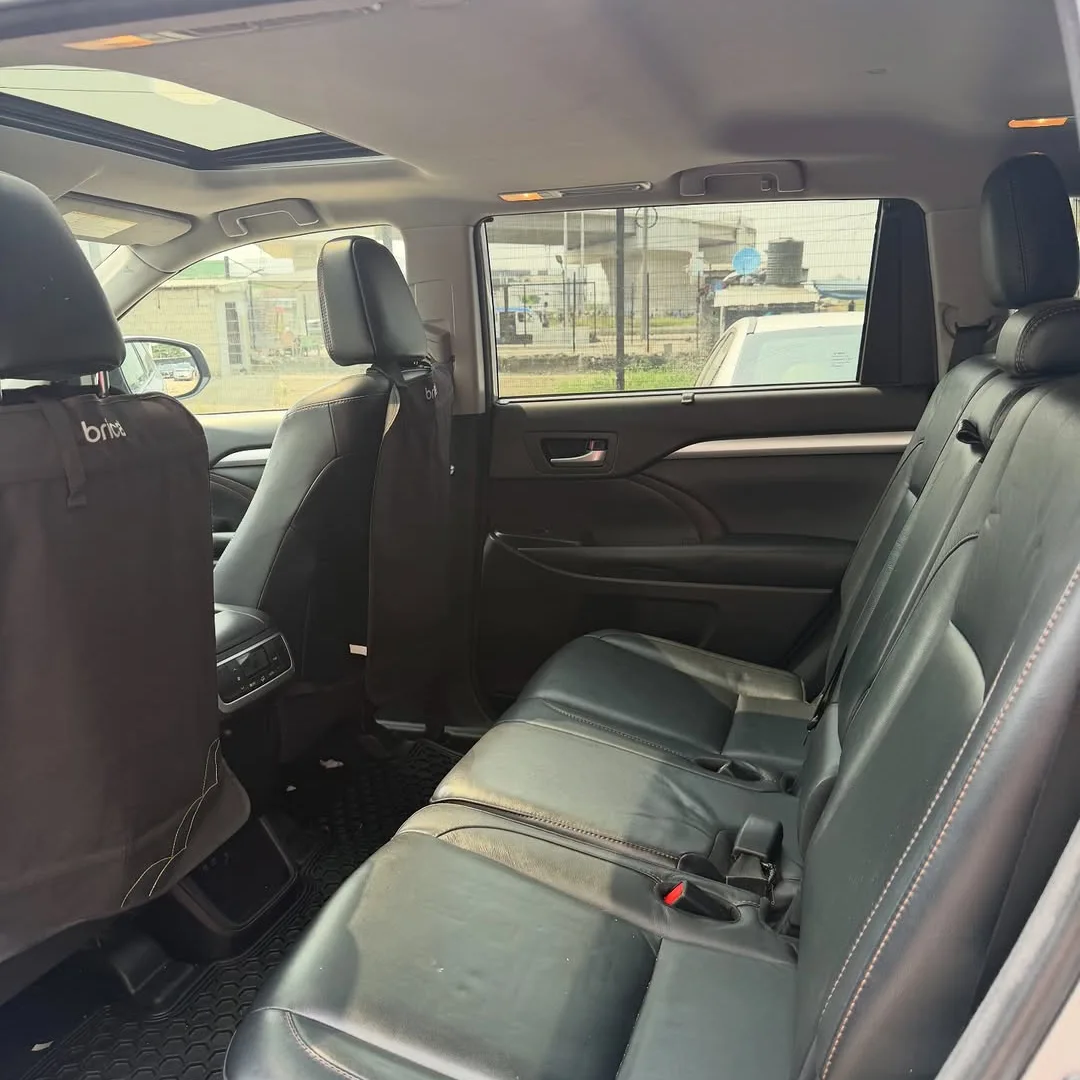 Luxury SUV Deal: 2018 Highlander AWD