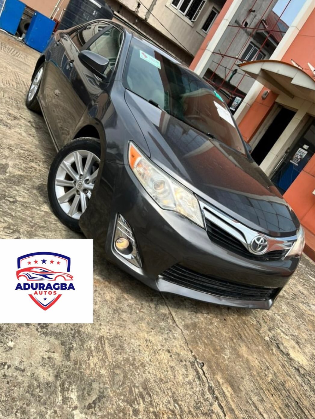 2012 Toyota Camry XLE: V4 Power, Prime Magodo Spot