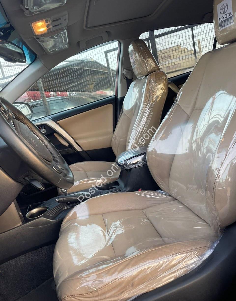 2013 Toyota RAV4 Limited: Luxury & Tech for 22.5M