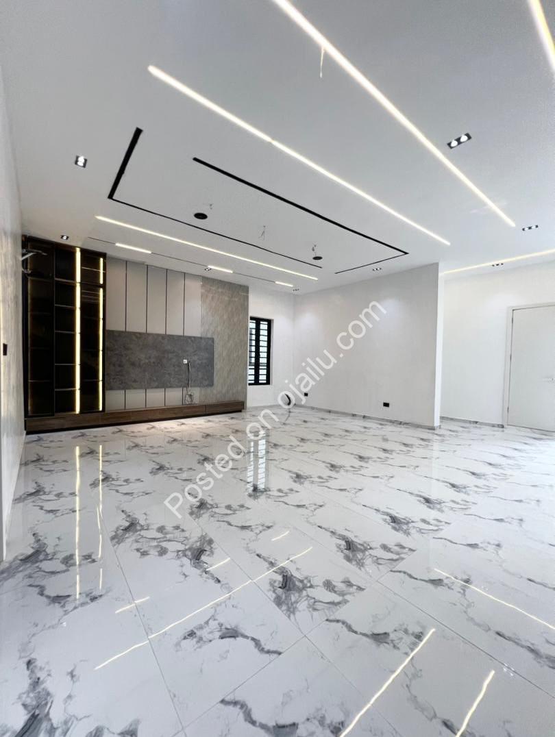 5-Bed Ajah Palace: Pool, BQ & Governor’s Consent